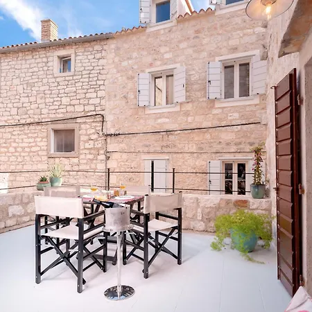 Casa Marlonito Nyaraló